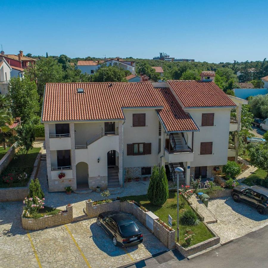 Apartmani Lorena Poreč Extérieur photo