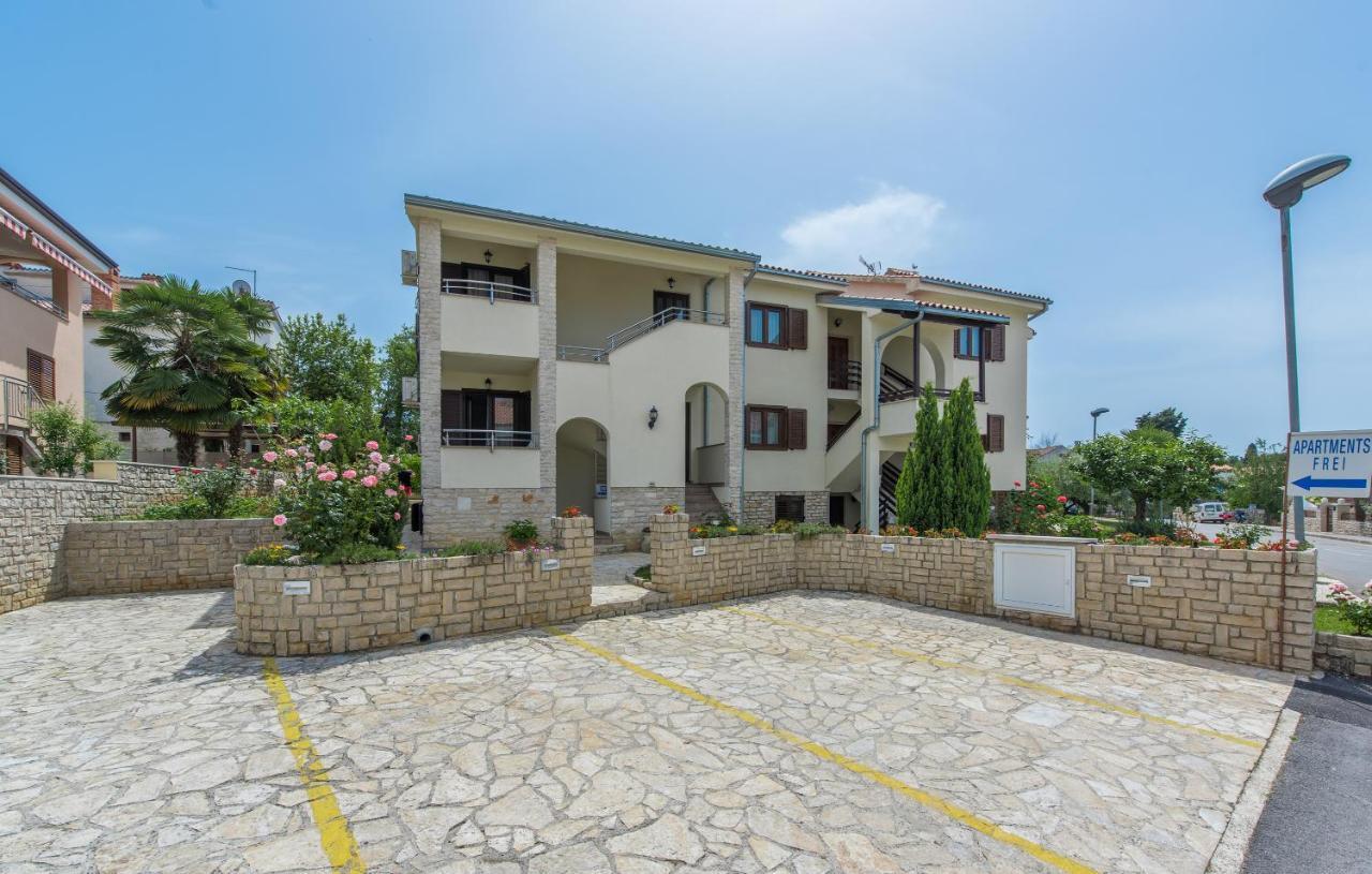 Apartmani Lorena Poreč Extérieur photo